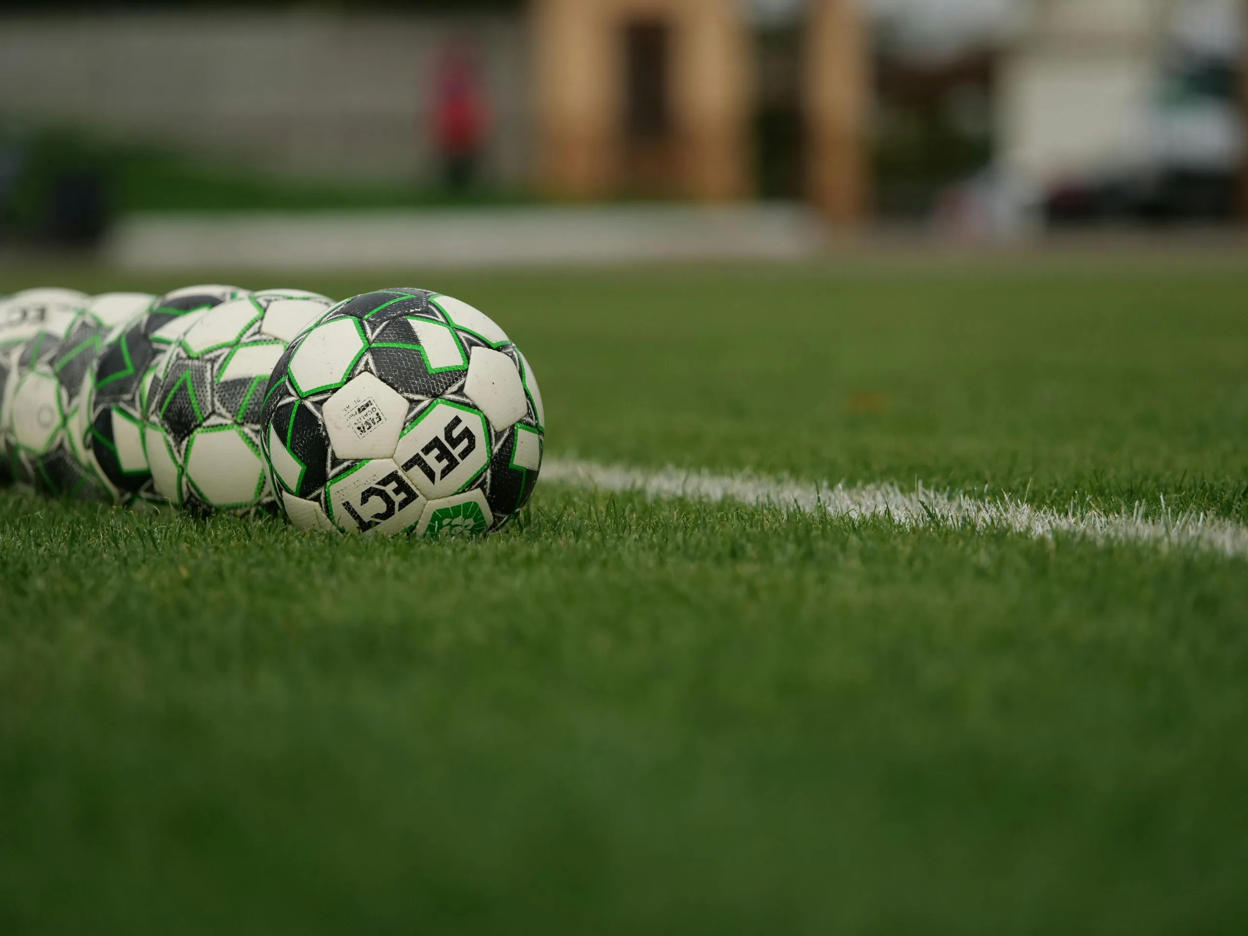 O Brasil terá quatro representantes na disputa, que se inicia em 14 de junho com a partida entre Al Ahly, do Egito, e Inter Miami, de Messi: Palmeiras, Flamengo, Fluminense e Botafogo