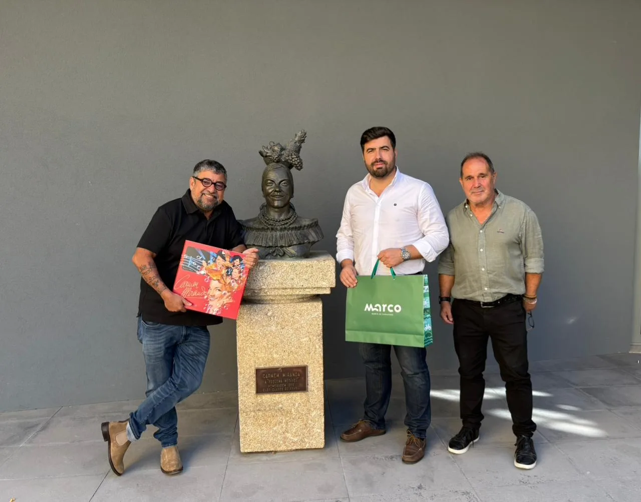 Quaquá em Marco de Canaveses anuncia coprodução de Maricá para superprodução sobre Carmen Miranda; aposta no turismo.